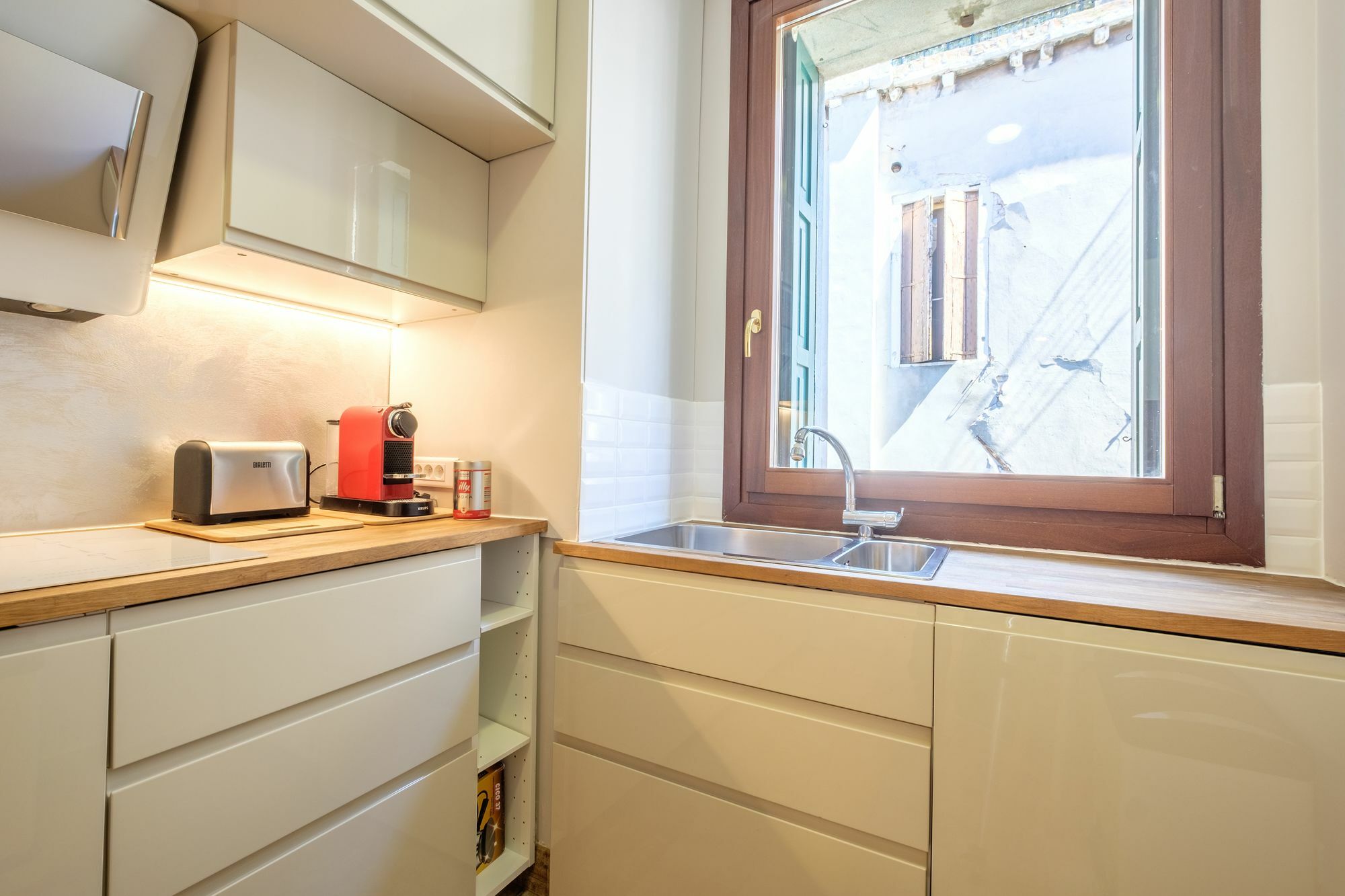 Casa Verona Венеция Екстериор снимка
